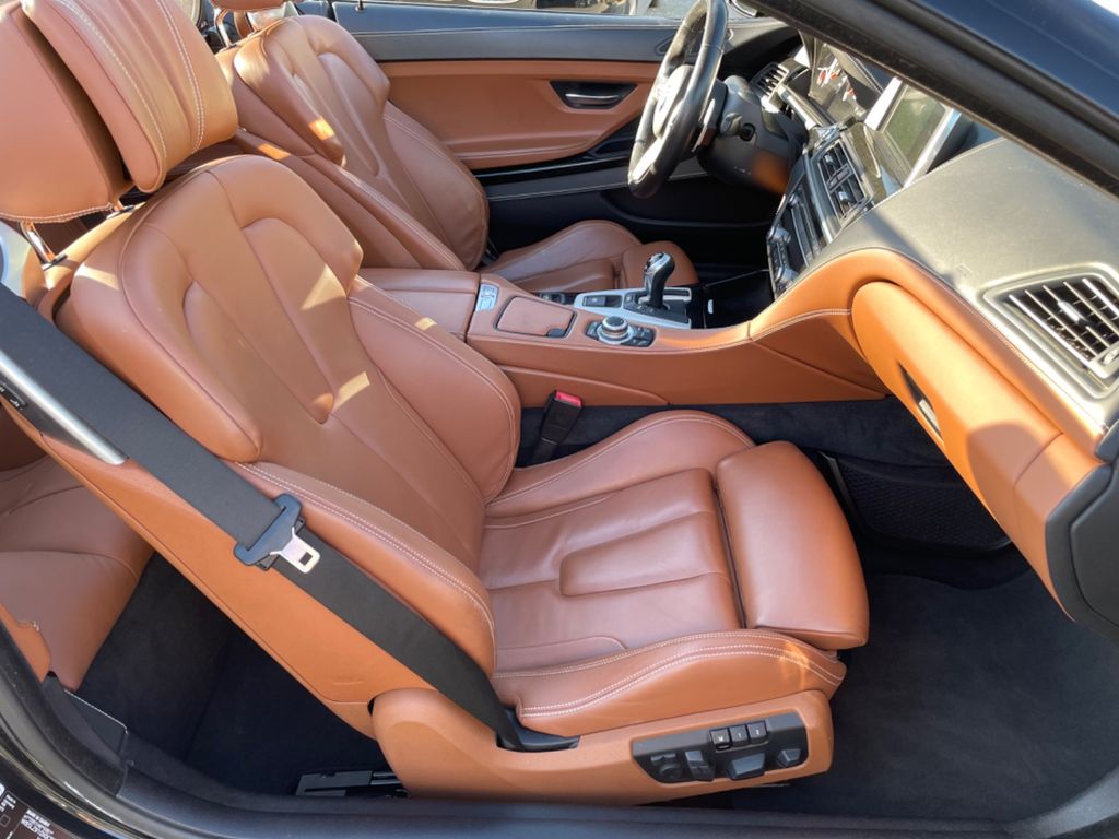 BMW M6 2012