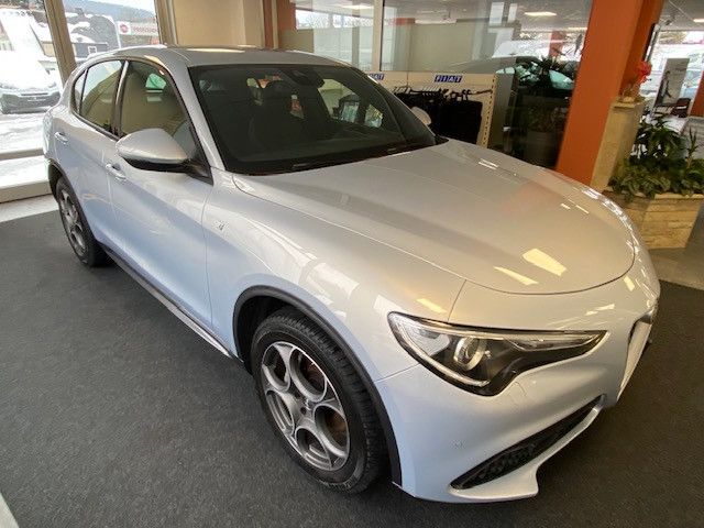 Alfa Romeo Stelvio 2023