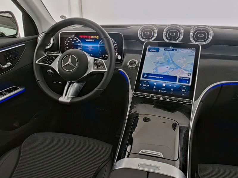 Mercedes-Benz GLC 300 2025