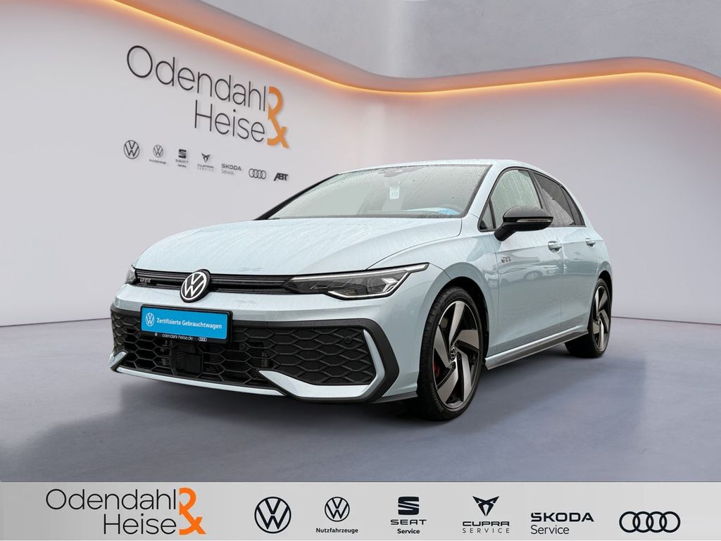 Volkswagen Golf 2025