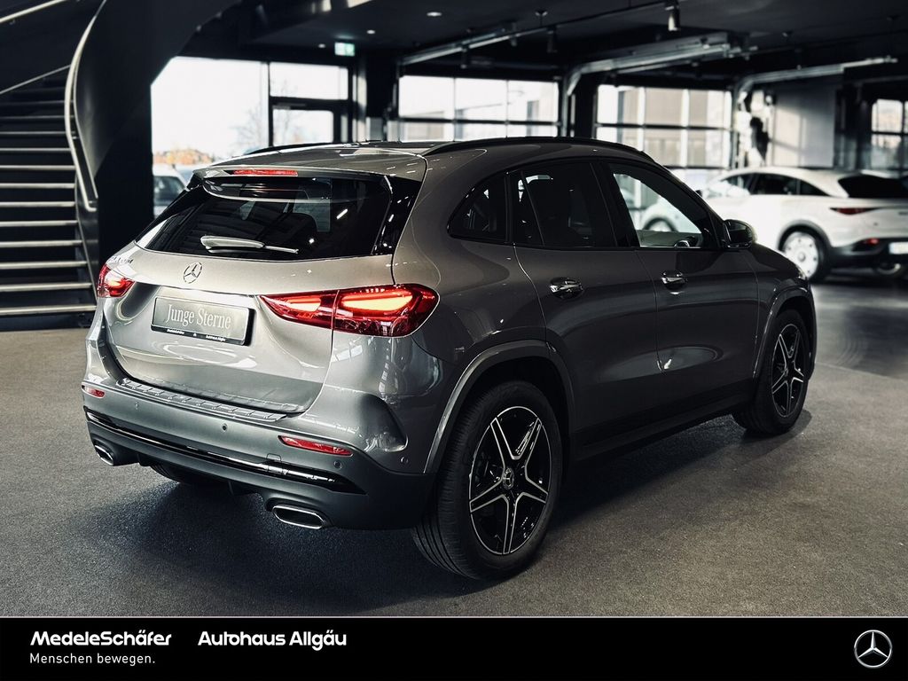 Mercedes-Benz GLA 200 2024