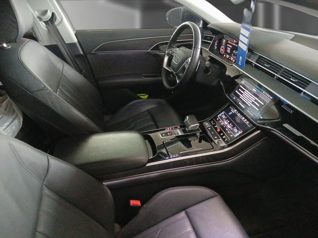 Audi A8 2024