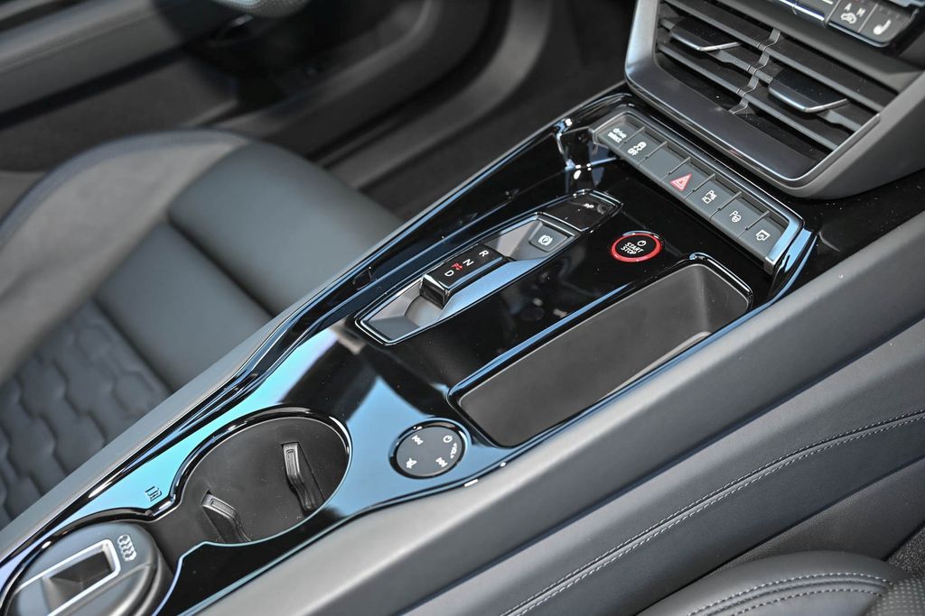 Audi RS e-tron GT 2025