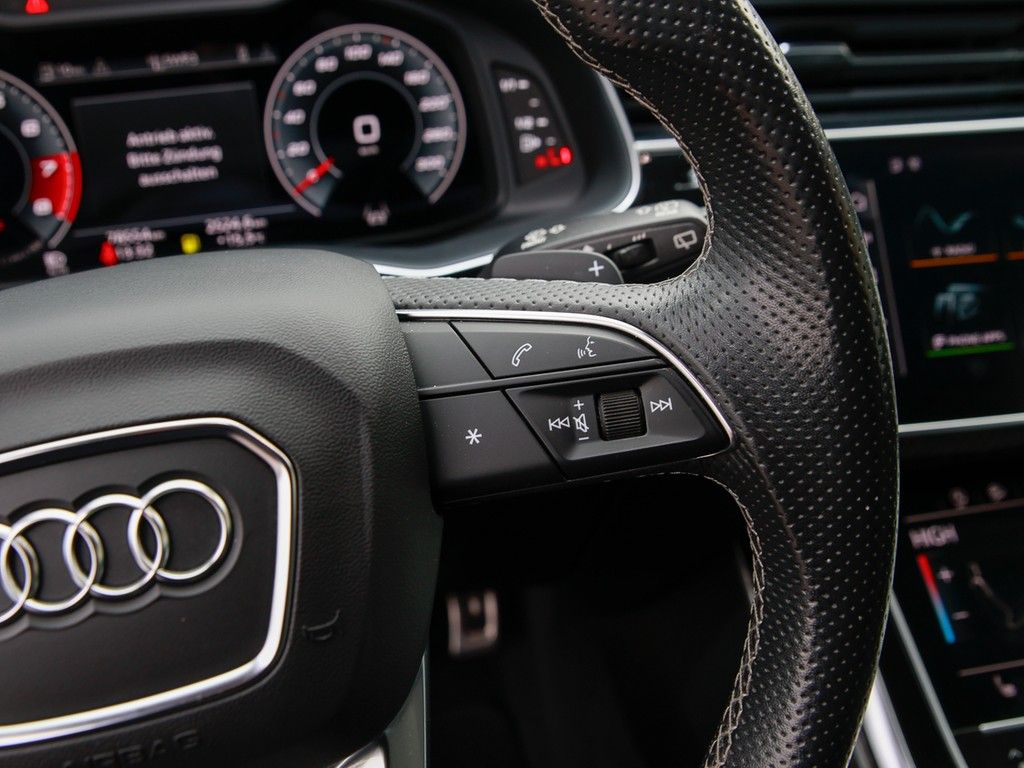Audi SQ8 2022