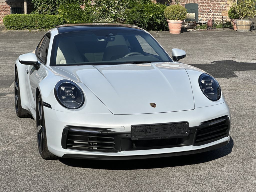 Porsche 992 2024