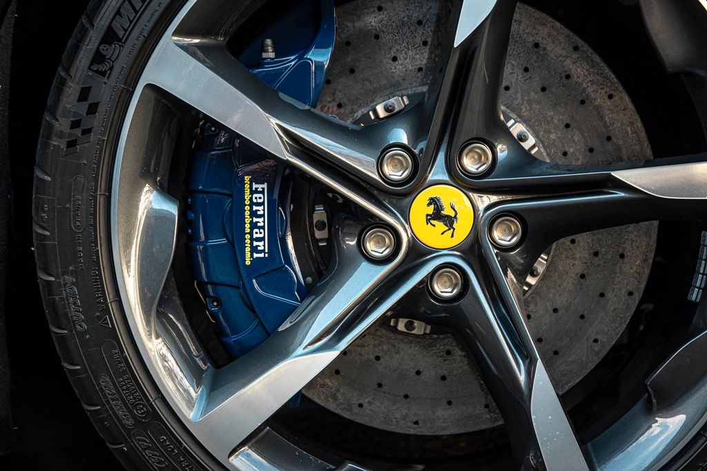 Ferrari SF90