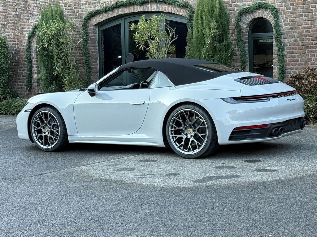 Porsche 992 2024