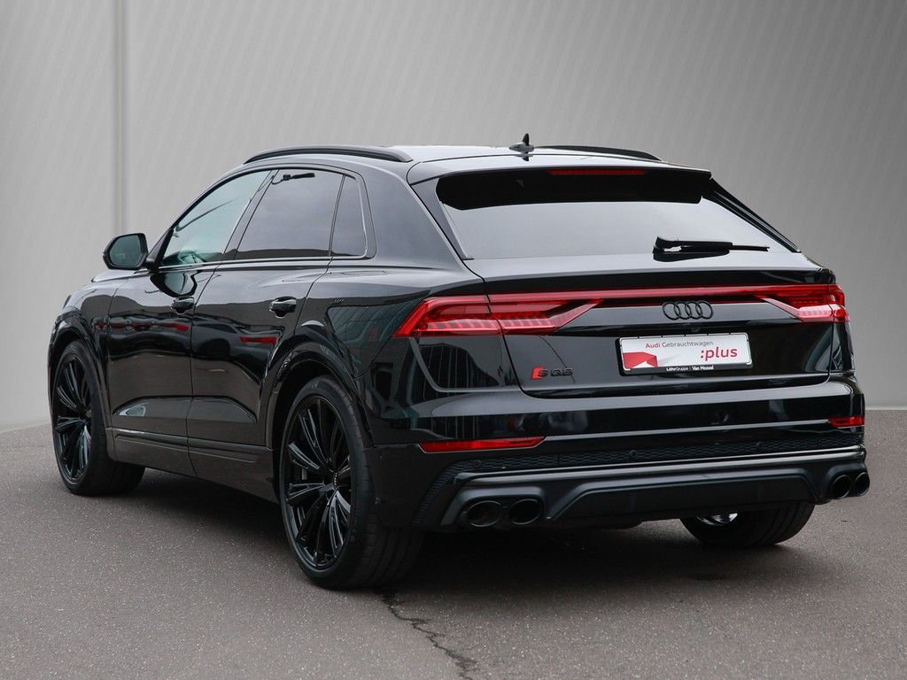 Audi SQ8 2022