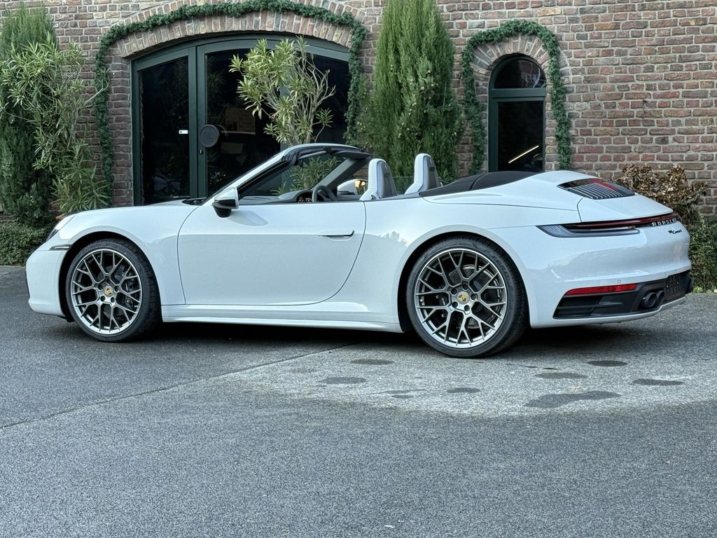 Porsche 992 2024