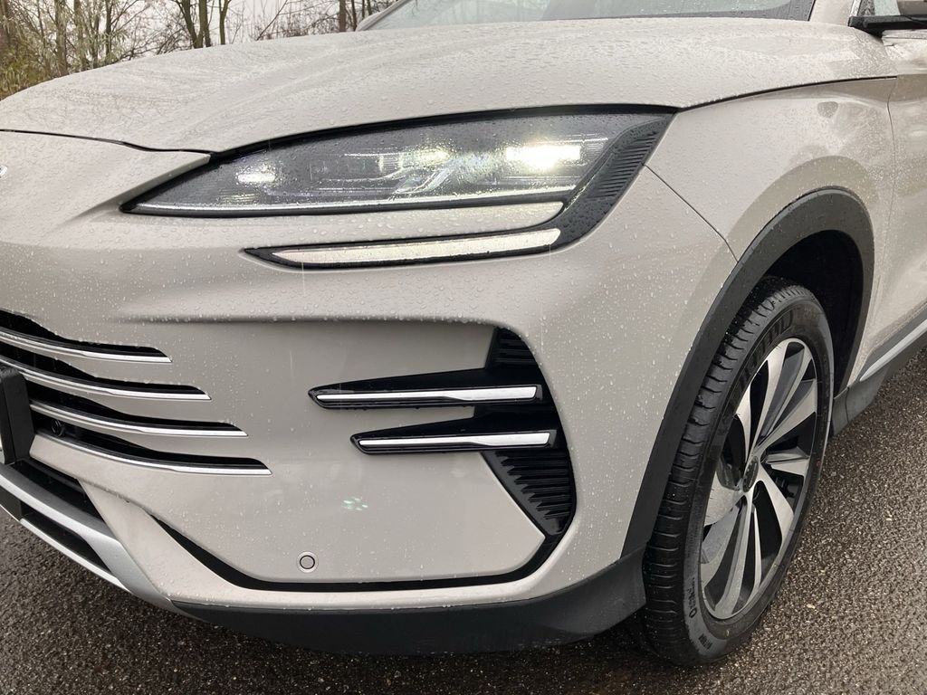 BYD SEAL U 2025