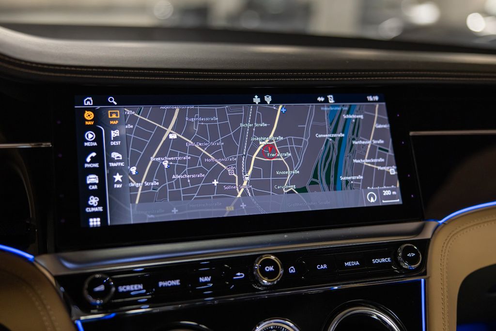 Bentley Continental GTC 2022