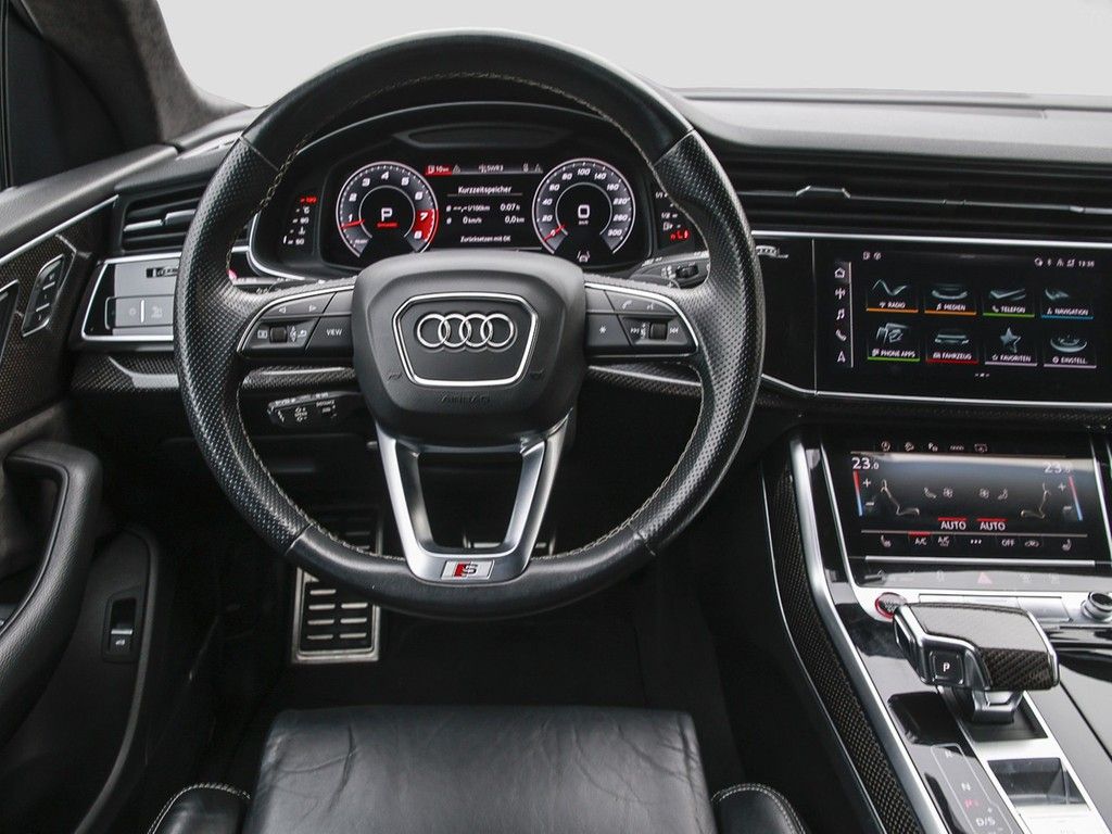Audi SQ8 2022