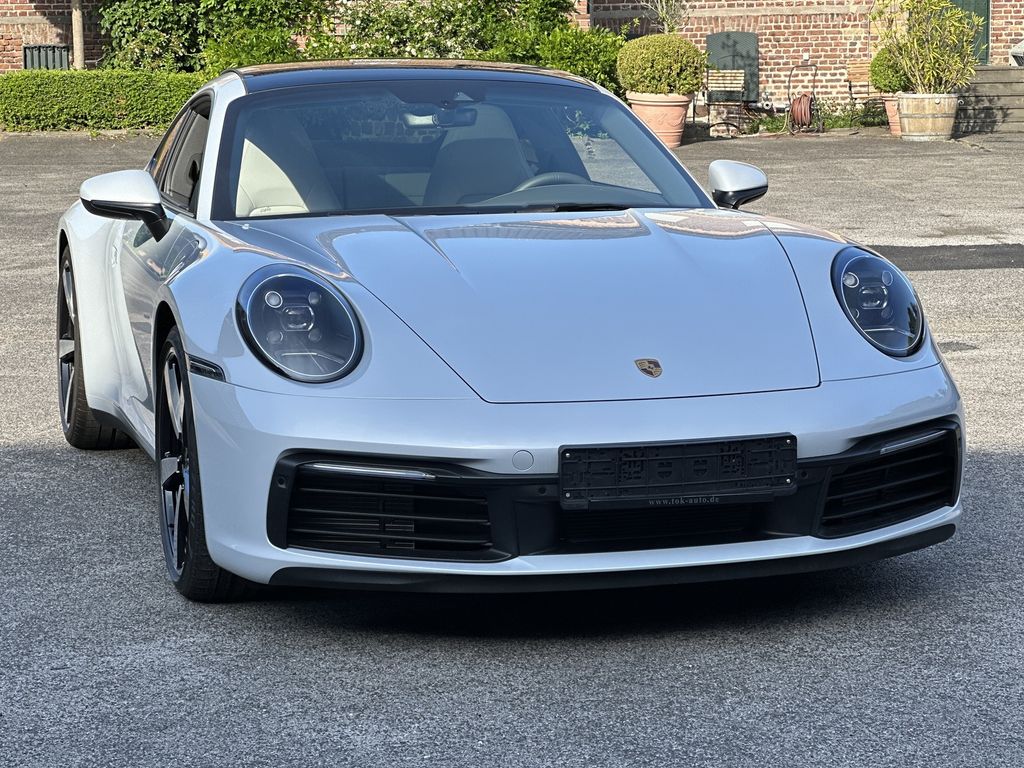 Porsche 992 2024