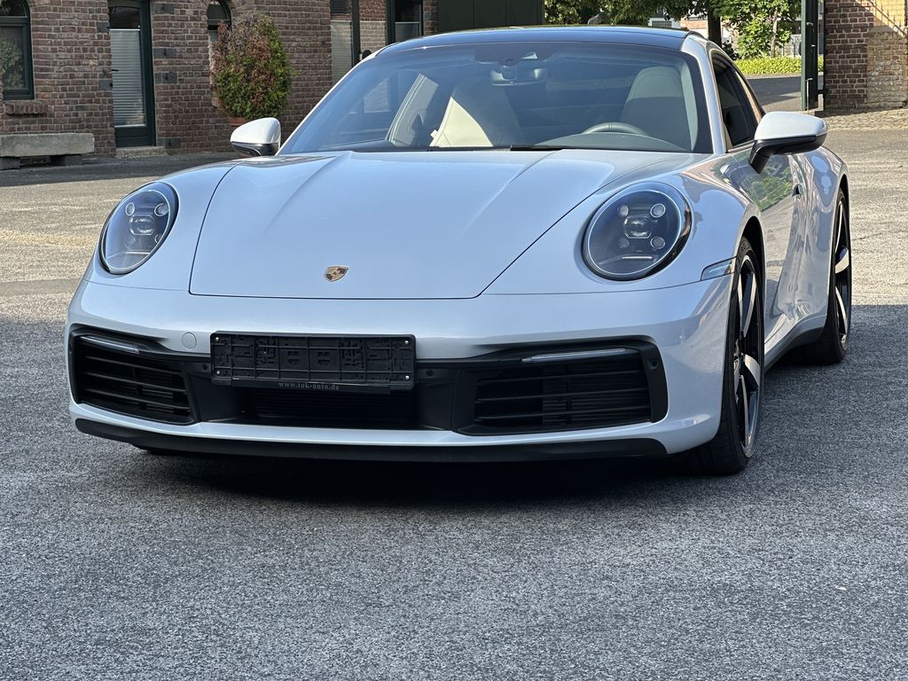 Porsche 992 2024