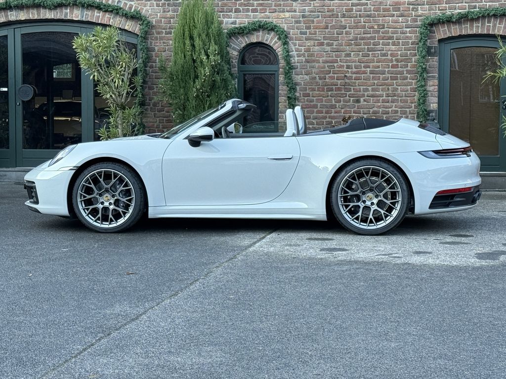 Porsche 992 2024