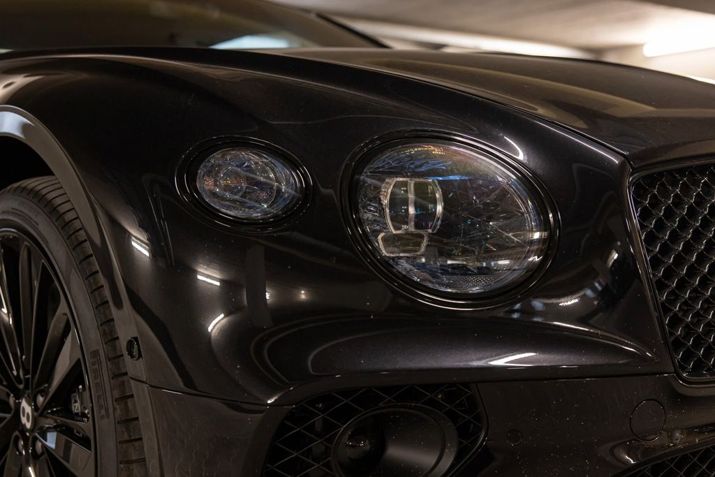 Bentley Continental GTC 2022