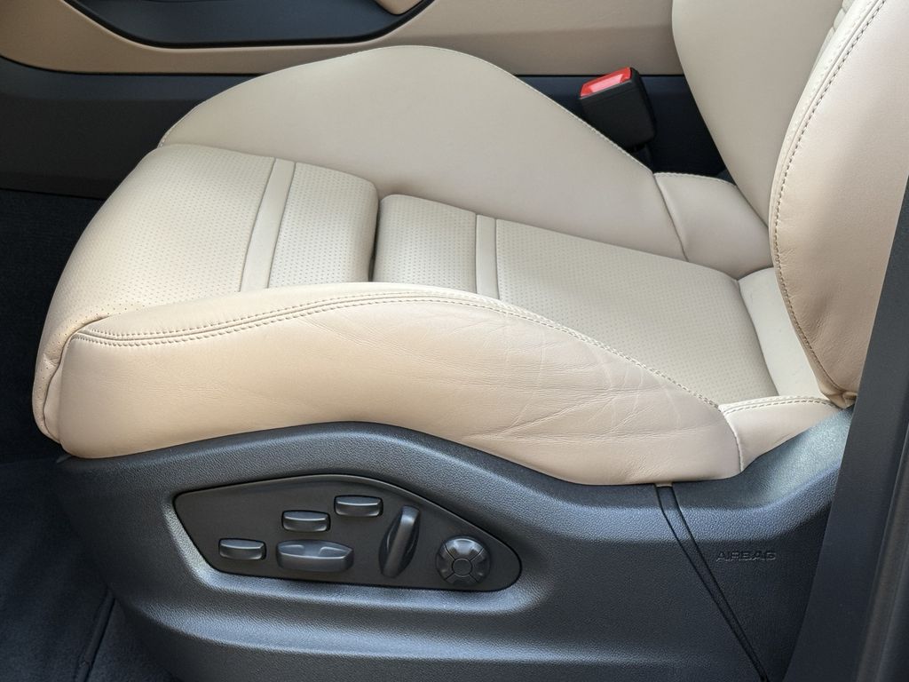 Porsche Cayenne 2024