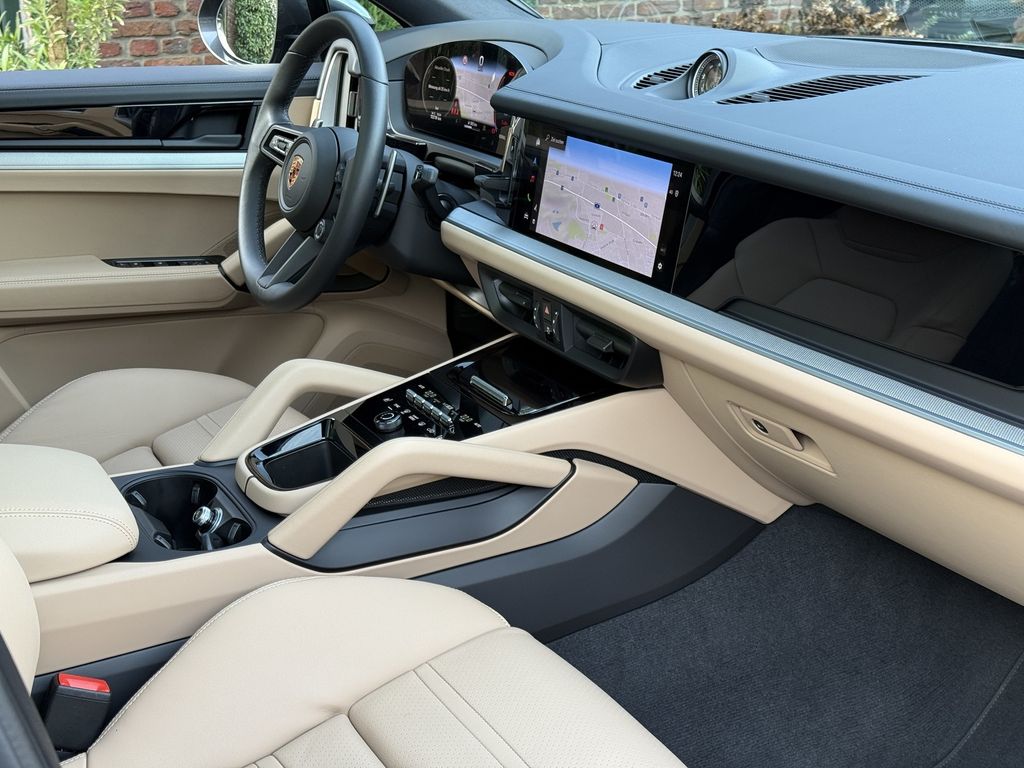 Porsche Cayenne 2024