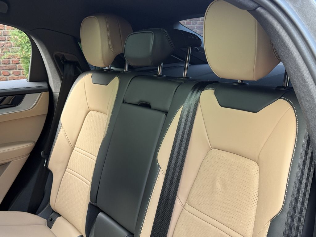 Porsche Cayenne 2024