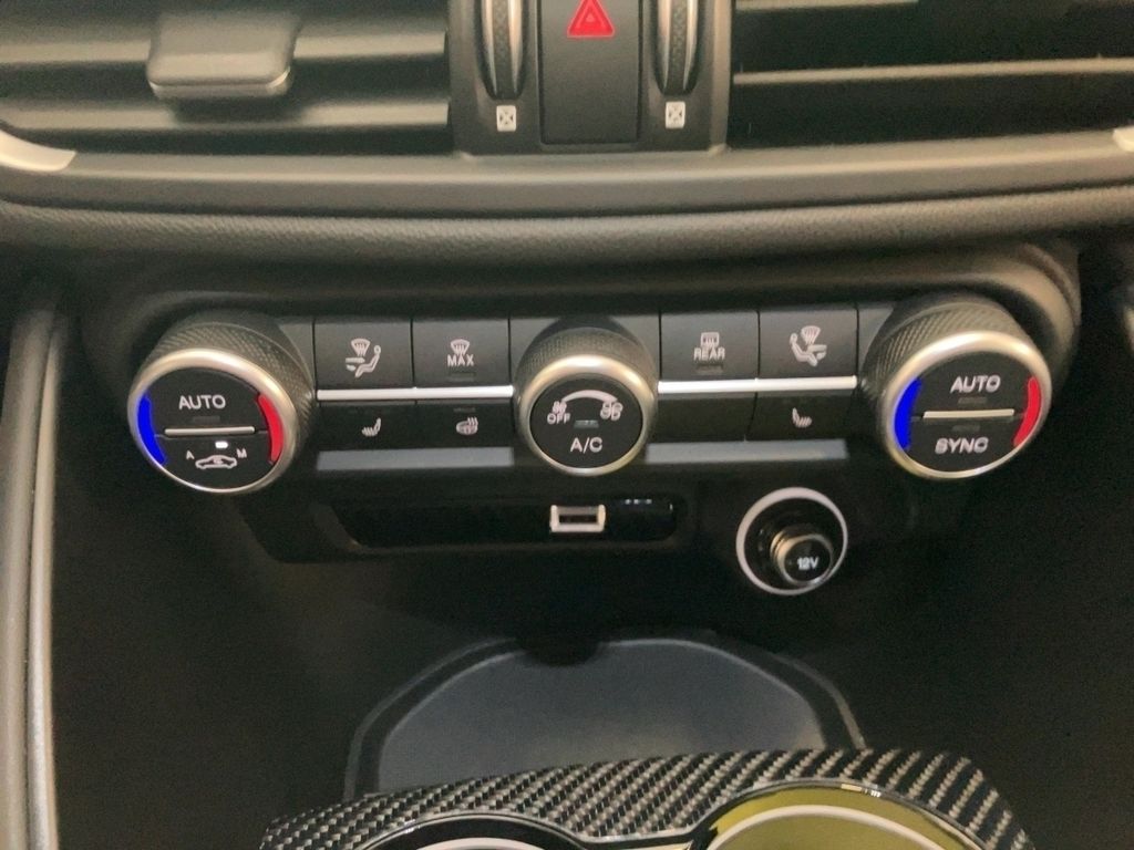 Alfa Romeo Giulia 2023