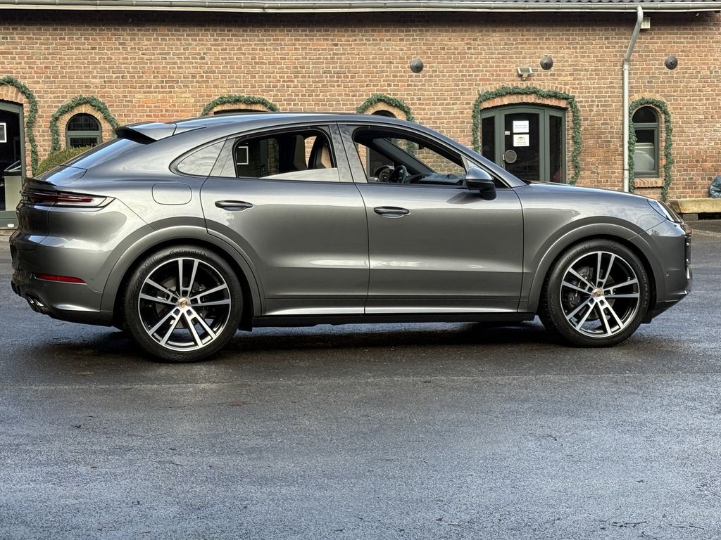 Porsche Cayenne 2024