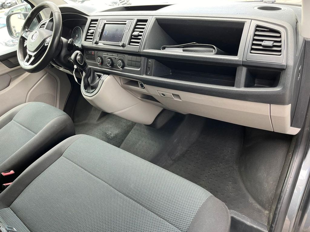 Volkswagen T6 Transporter 2017