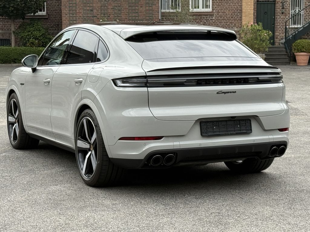 Porsche Cayenne 2023