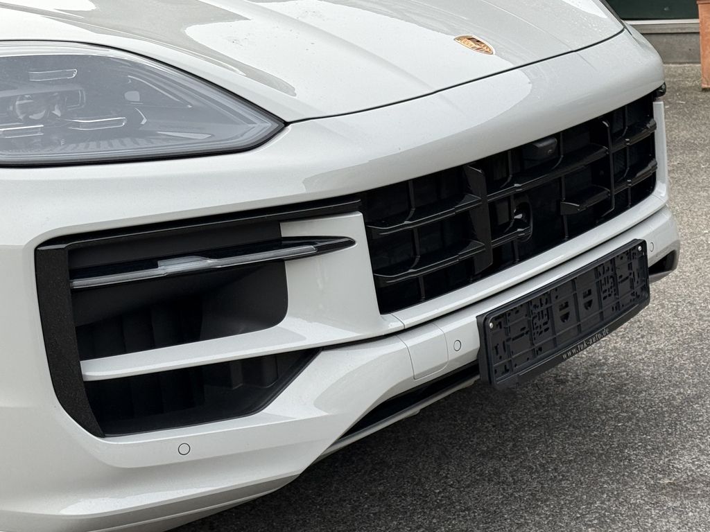 Porsche Cayenne 2024