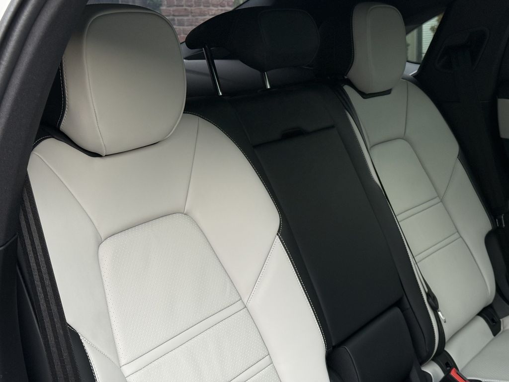 Porsche Cayenne 2024