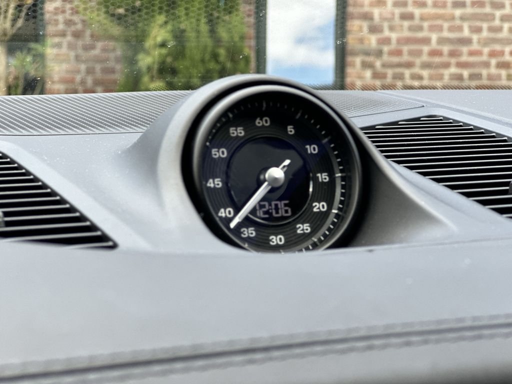 Porsche Cayenne 2023