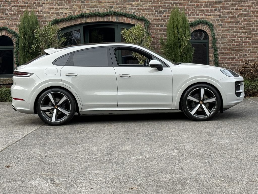 Porsche Cayenne 2024