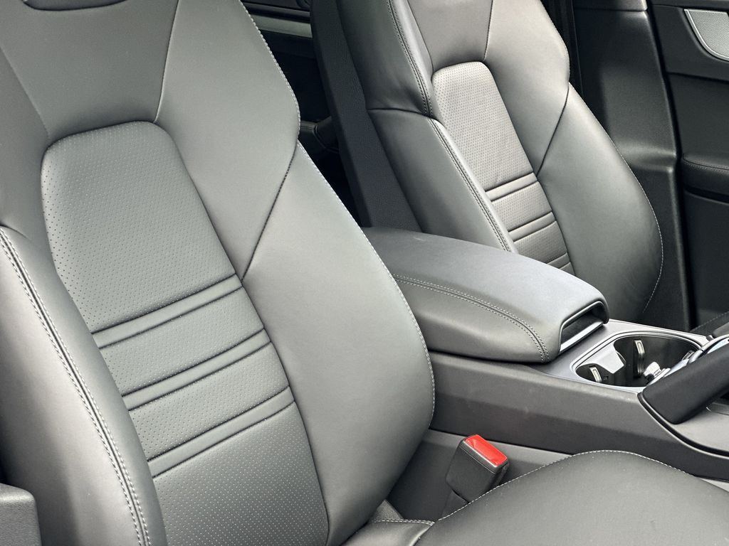 Porsche Cayenne 2023