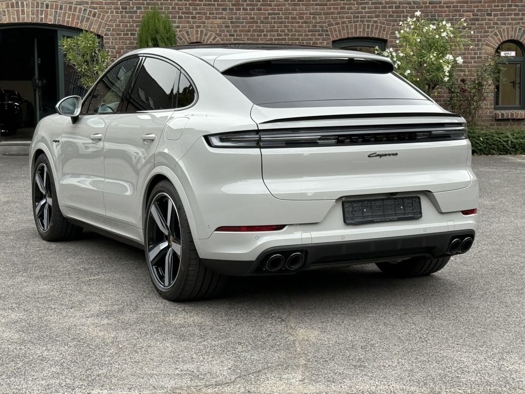 Porsche Cayenne 2023