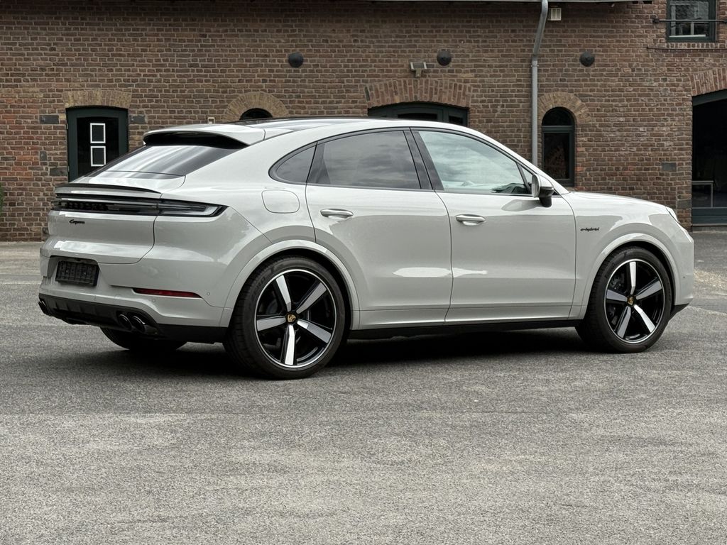 Porsche Cayenne 2023