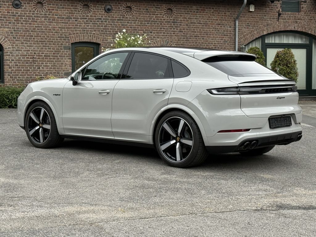 Porsche Cayenne 2023