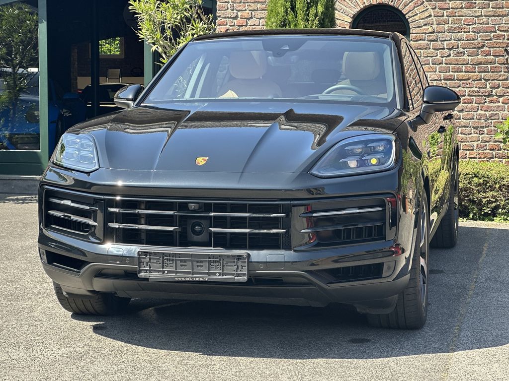 Porsche Cayenne 2025