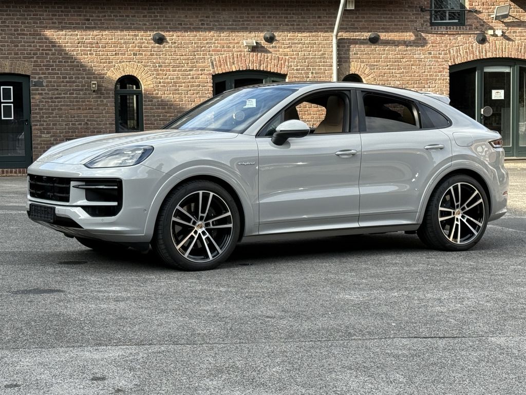 Porsche Cayenne 2025