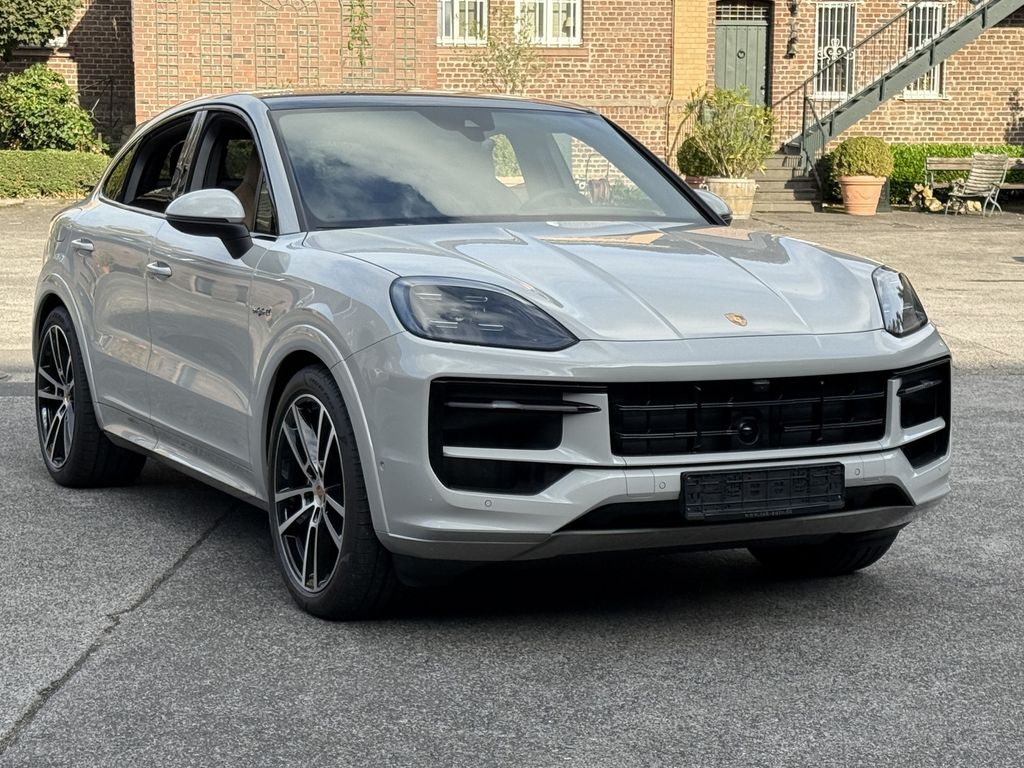Porsche Cayenne 2025