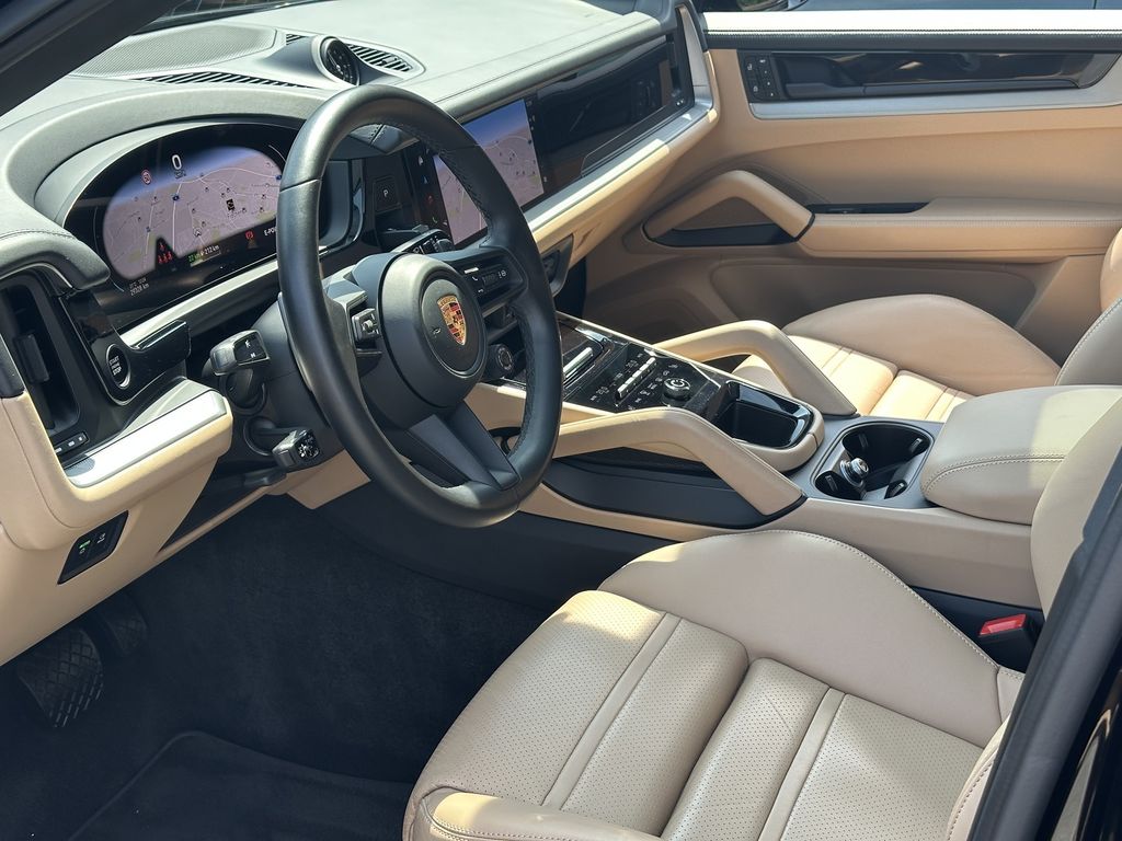 Porsche Cayenne 2025