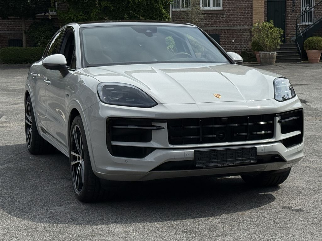 Porsche Cayenne 2025
