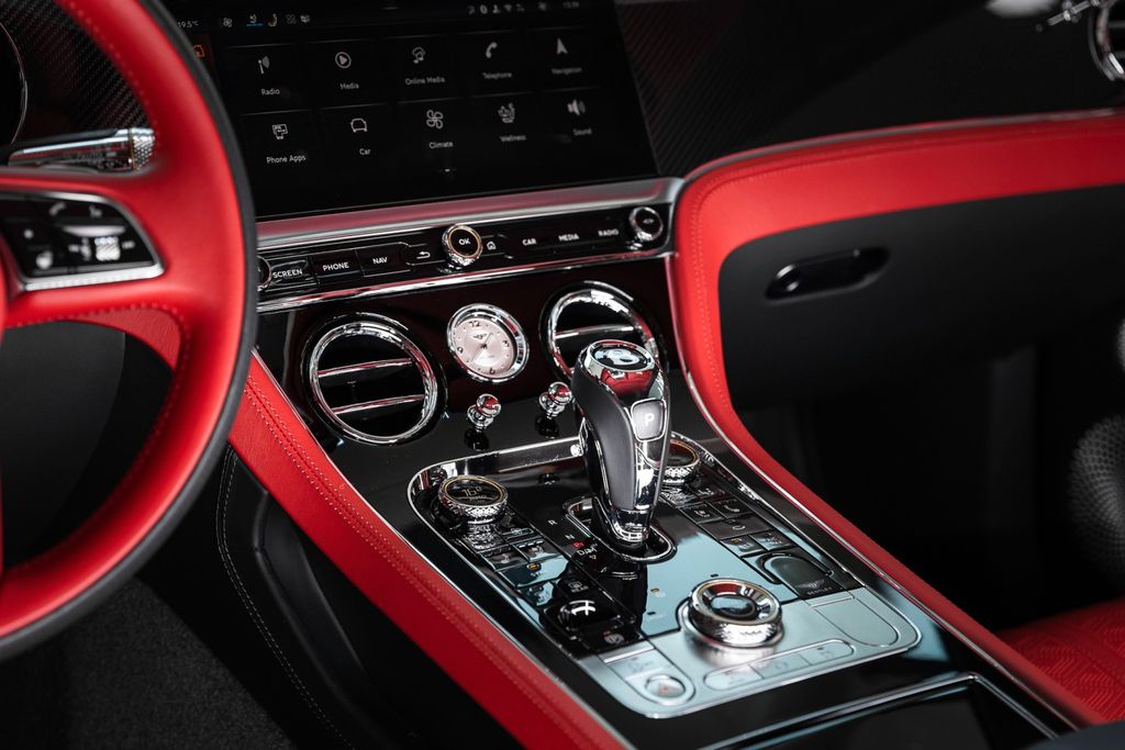 Bentley Continental GT 2025