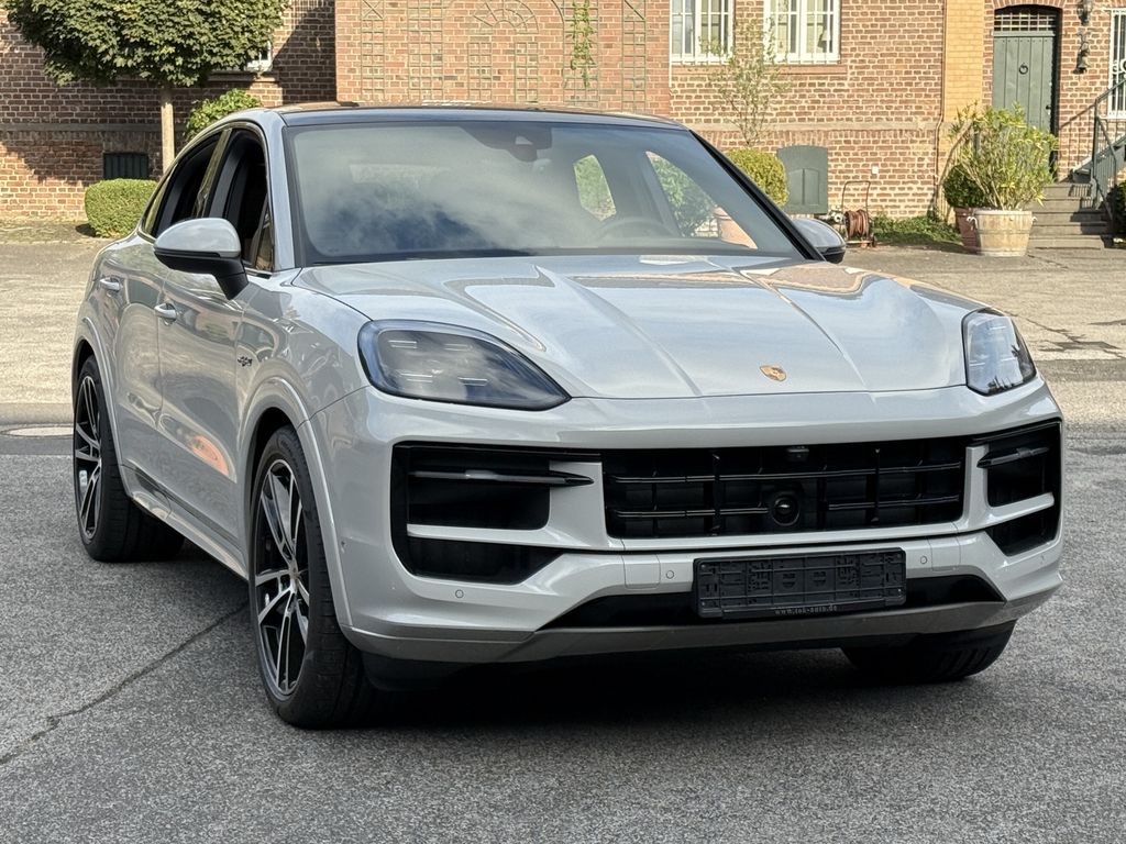 Porsche Cayenne 2025
