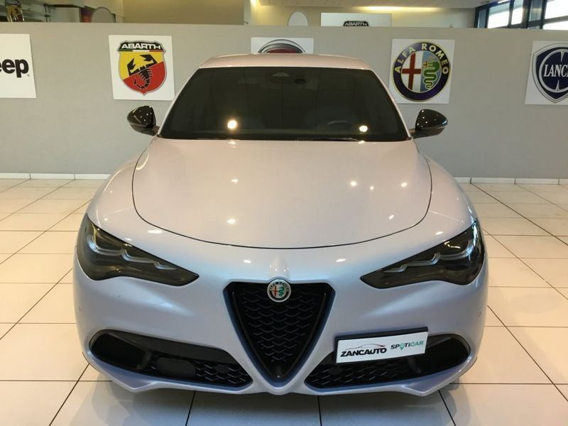 Alfa Romeo Stelvio 2025
