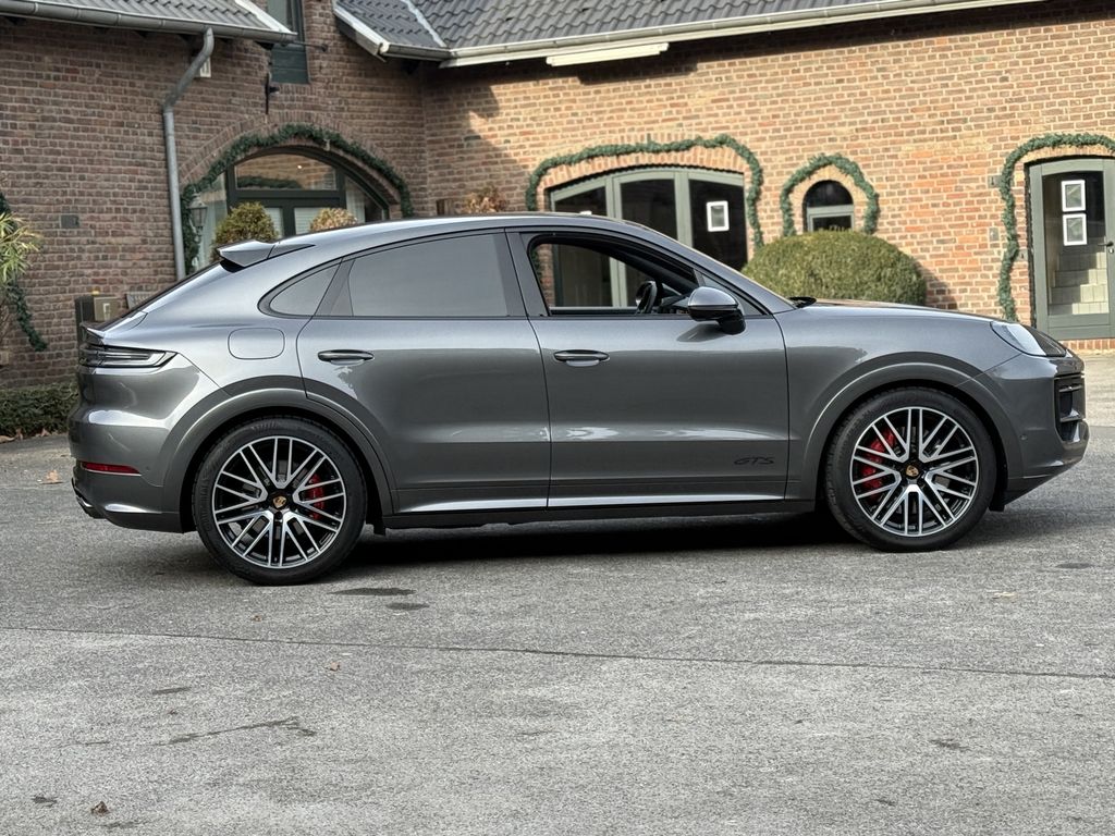 Porsche Cayenne 2024
