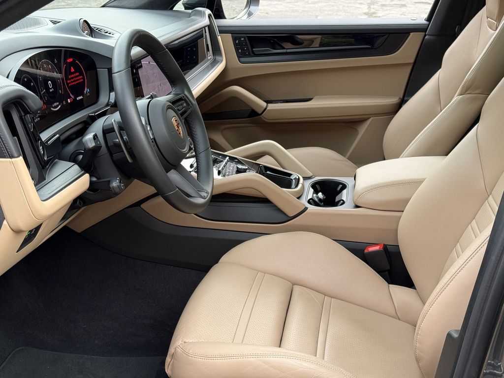 Porsche Cayenne 2024