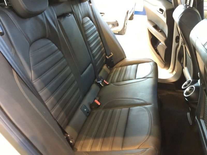 Alfa Romeo Stelvio 2025