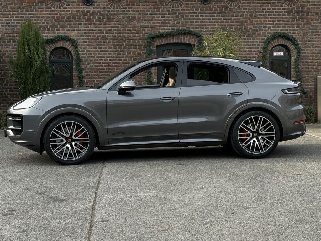 Porsche Cayenne 2024