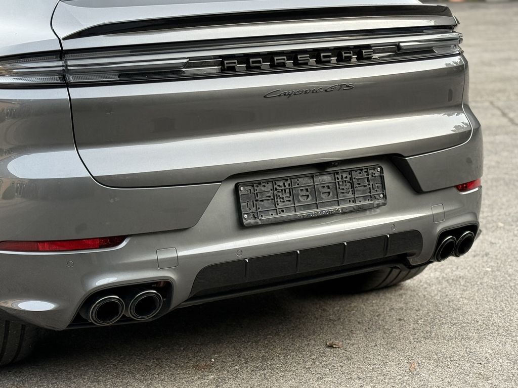 Porsche Cayenne 2024