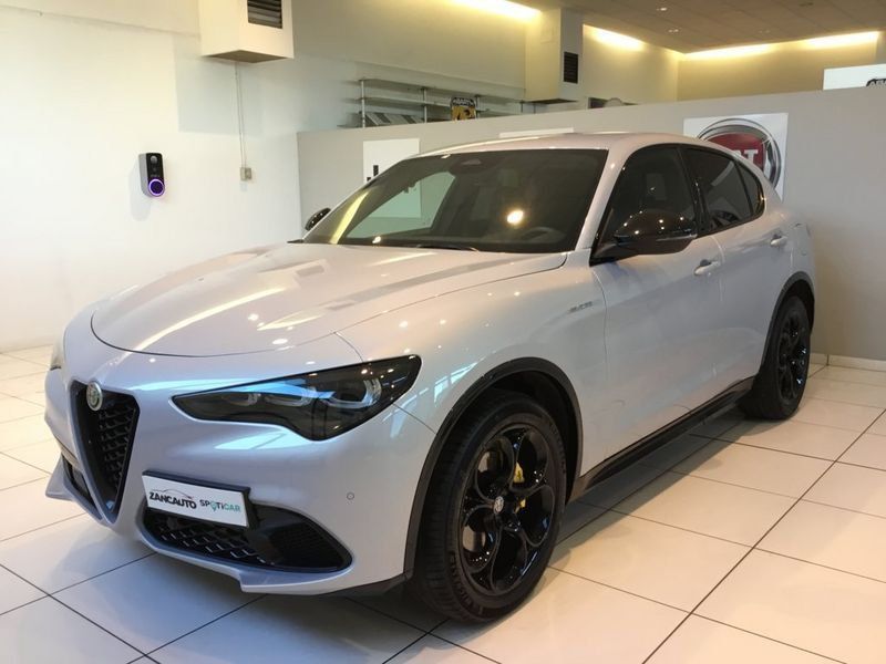 Alfa Romeo Stelvio 2025
