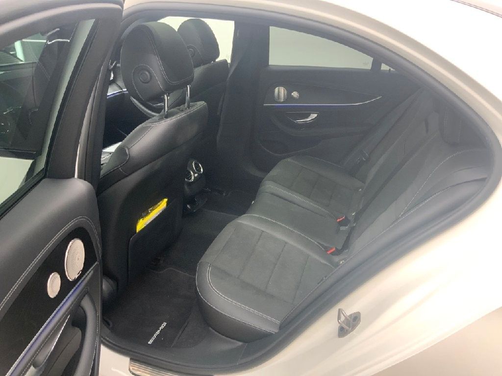 Mercedes-Benz E 300 2022